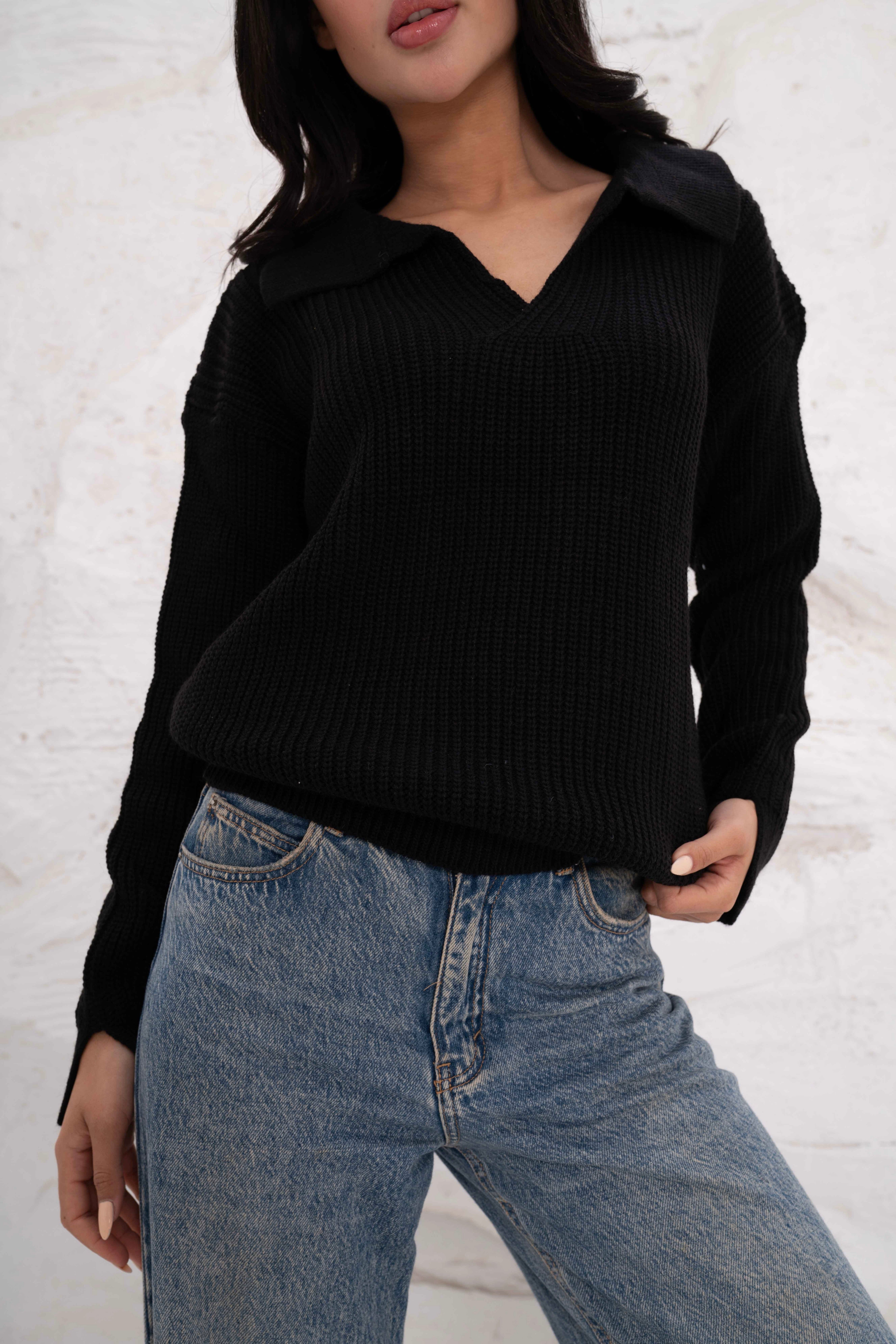 Relaxed Fit Collar Pullover