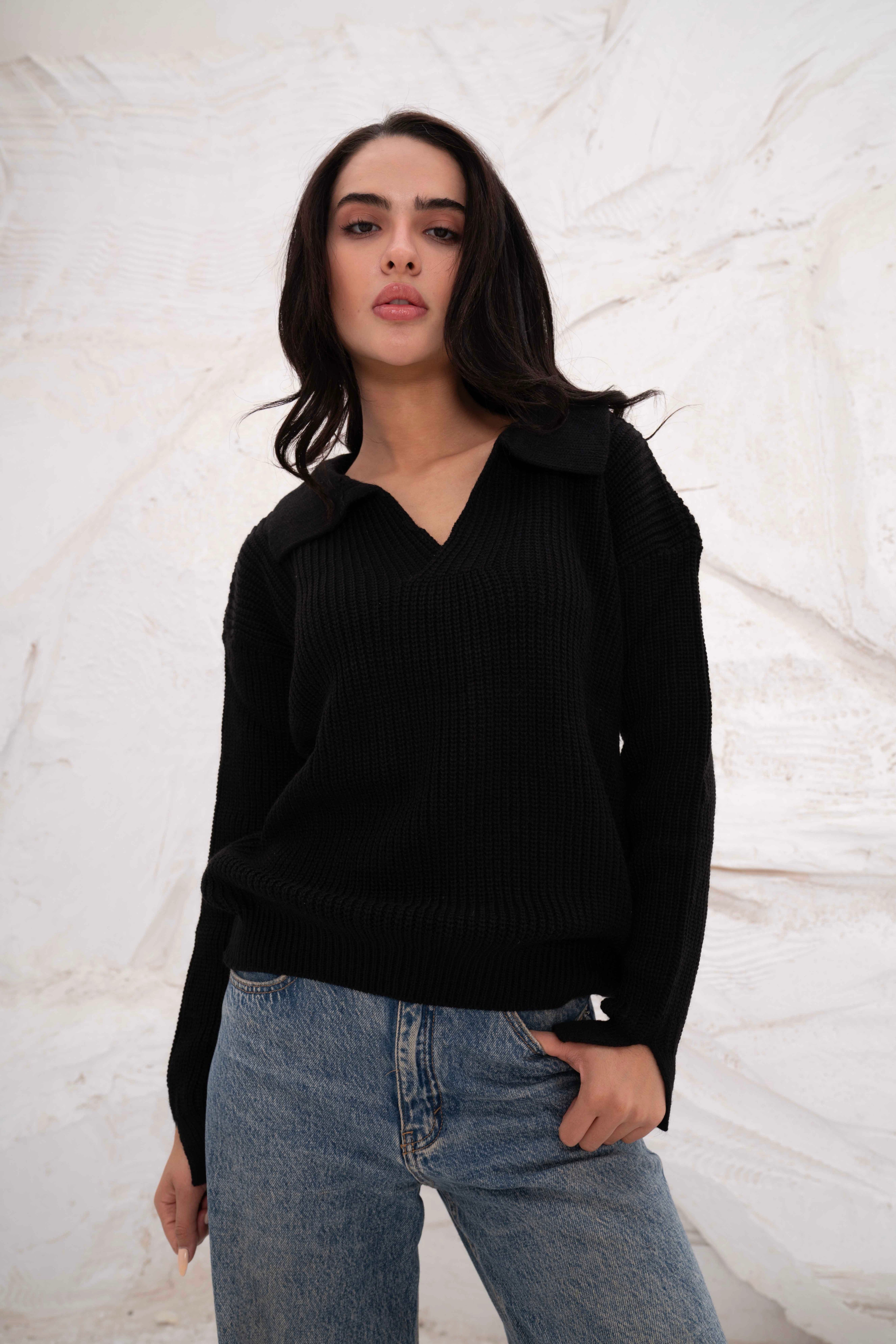 Relaxed Fit Collar Pullover