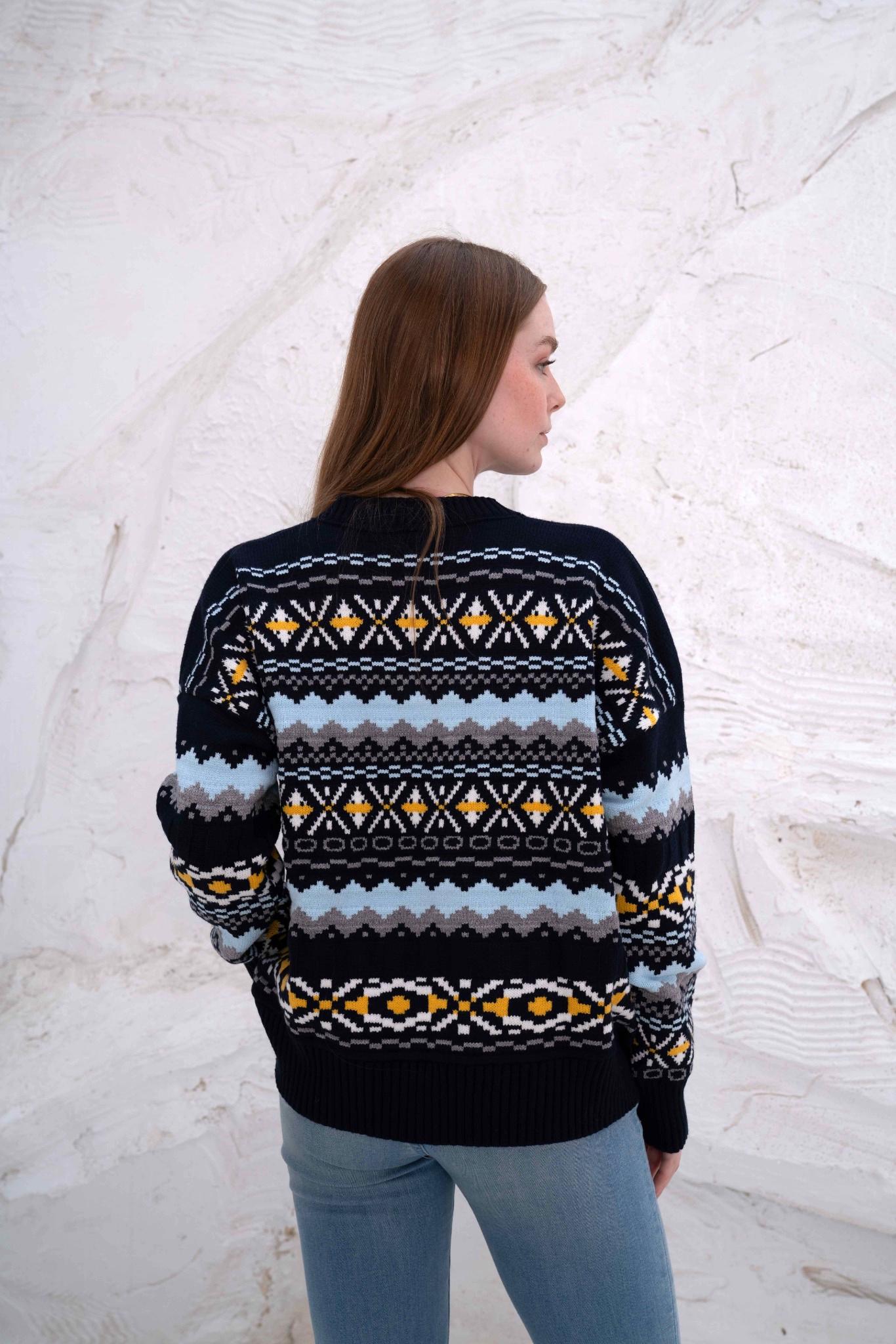 Navy Women’s Patterned Knit Pullover