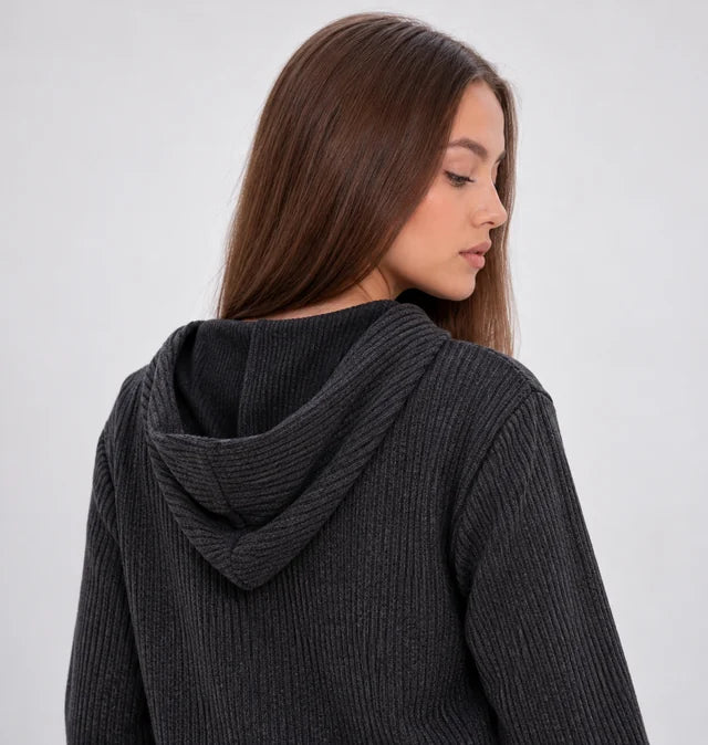GUMUS model in charcoal winter layers